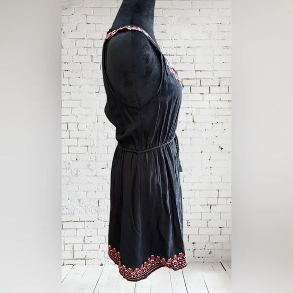 Forever 21 Sleeveless Boho Mini Dress- Embroidered Trim Rope Belt NWT - Picture 6 of 12